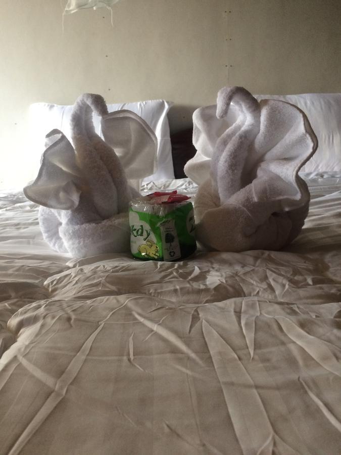 Riverside Bungalow 호텔 Ban Dondét 외부 사진