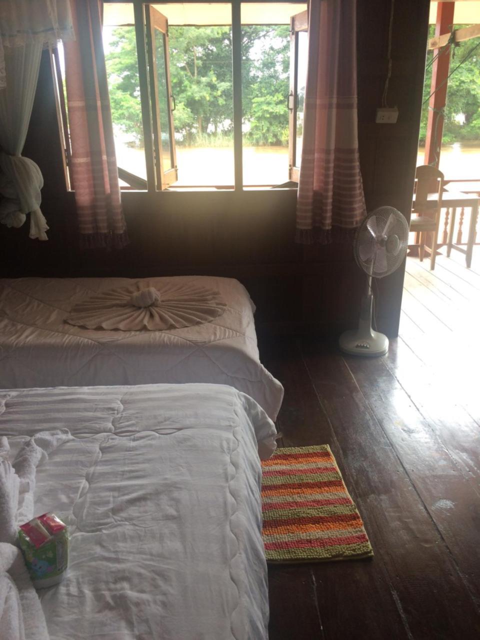 Riverside Bungalow 호텔 Ban Dondét 외부 사진