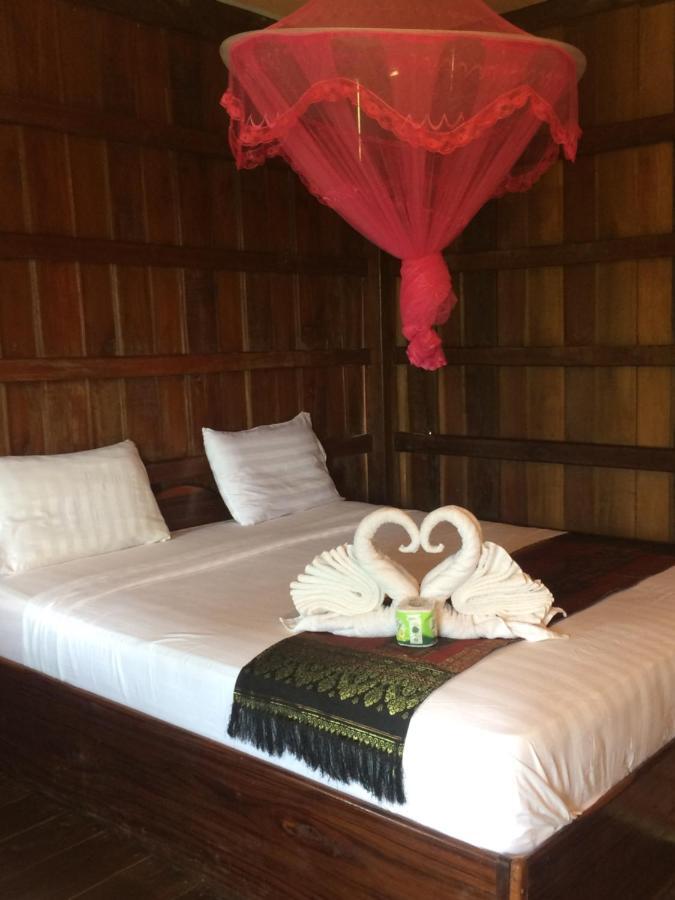 Riverside Bungalow 호텔 Ban Dondét 외부 사진